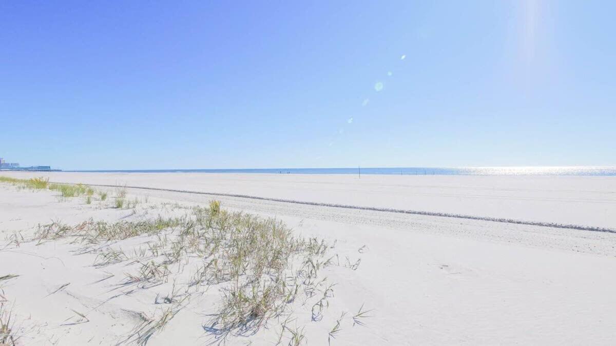Escape To Raleigh Ave 3 Steps From The Beach แอตแลนติกซิตี้ ภายนอก รูปภาพ