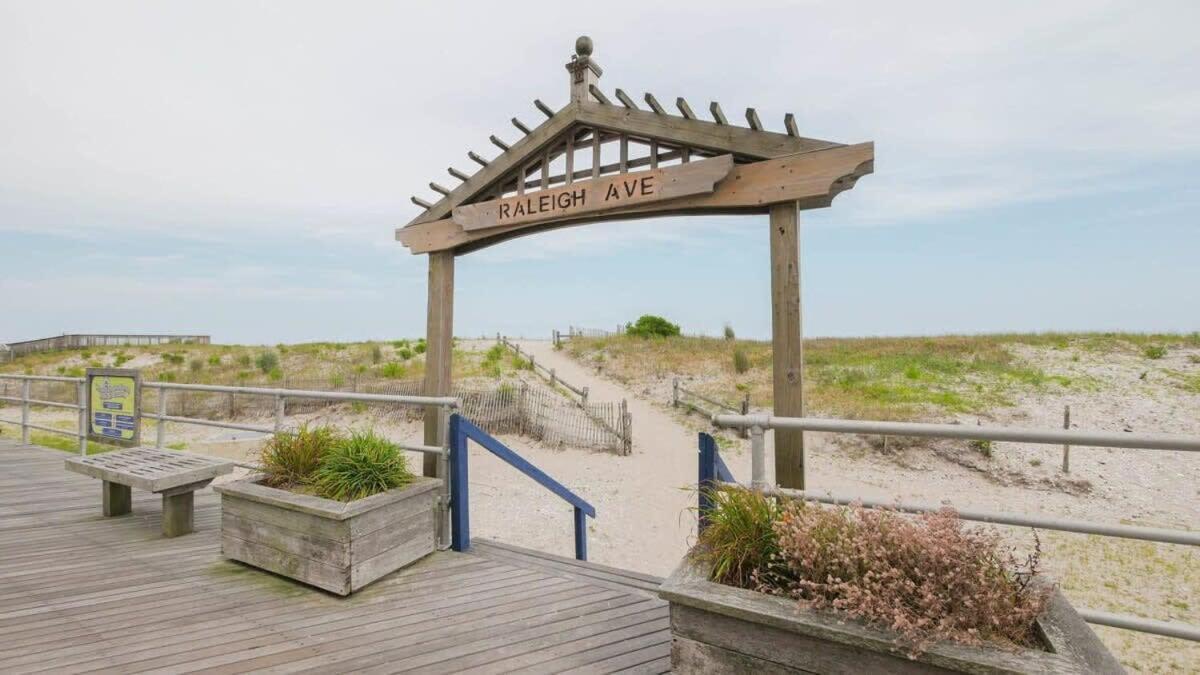 Escape To Raleigh Ave 3 Steps From The Beach แอตแลนติกซิตี้ ภายนอก รูปภาพ