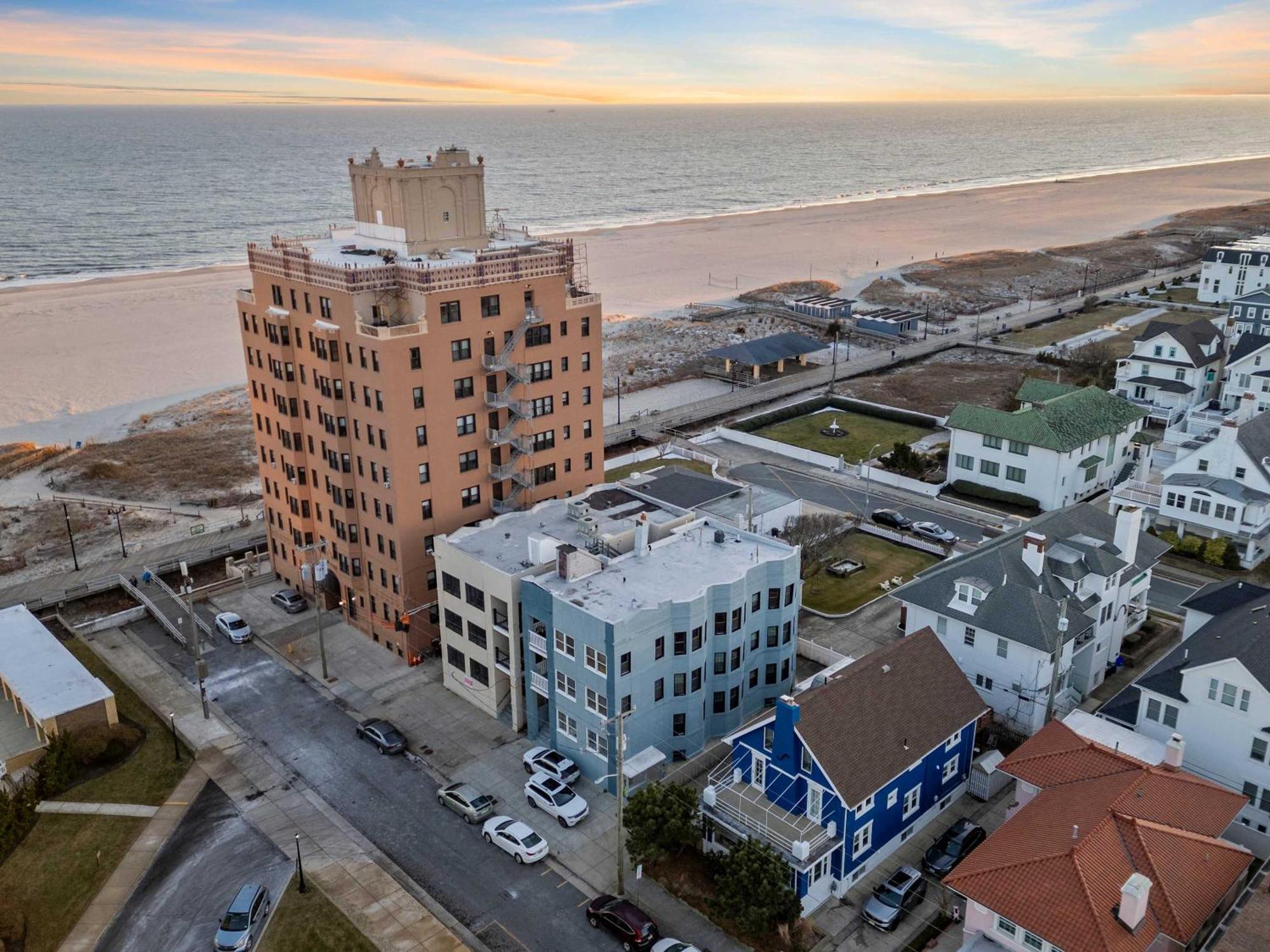 Escape To Raleigh Ave 3 Steps From The Beach แอตแลนติกซิตี้ ภายนอก รูปภาพ